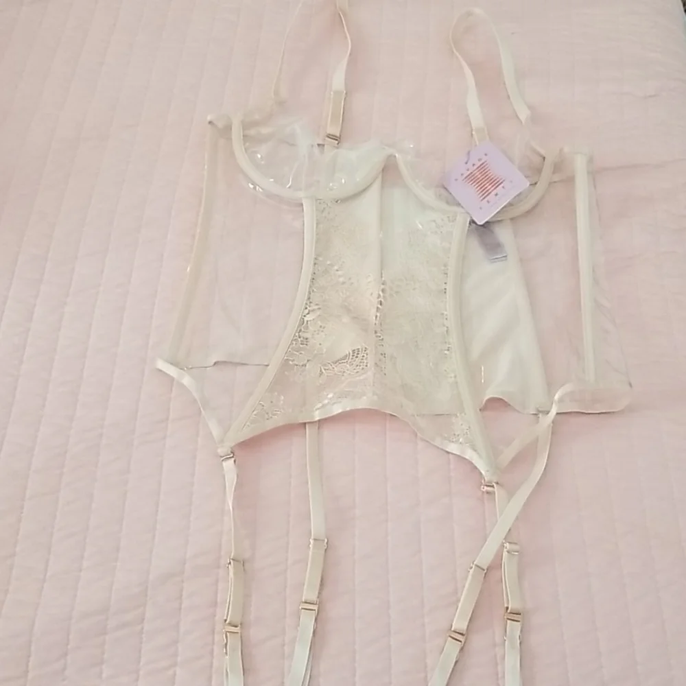 Savage x fenty cupless corset L and M available - Picture 7 of 10